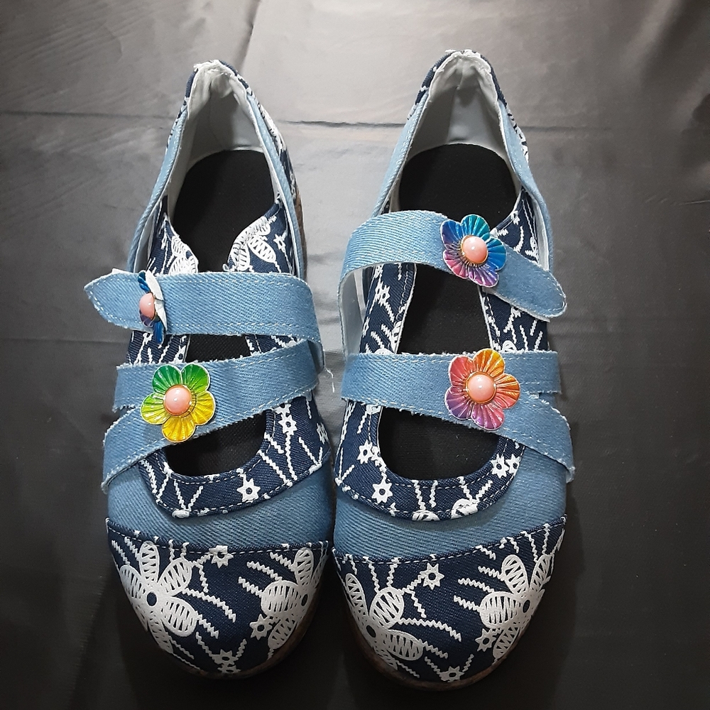 Floral 199 Fabric Denim Women's Shoes Size 9 NWT Navy & Light Blue Floral